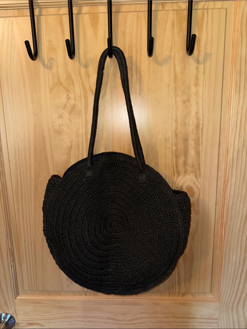 H&M Black Round Woven Tote Bag - Picture 3 of 3